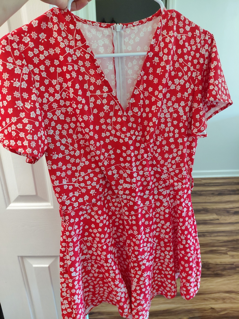 Women’s Red Floral V-Neck Short Sleeve Dress
